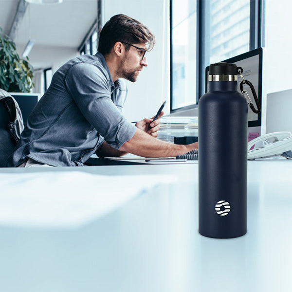 750ml Thermoskanne Trinkflasche Edelstahl mit Karabiner, Kohlensäure geeignet Wasserflasche